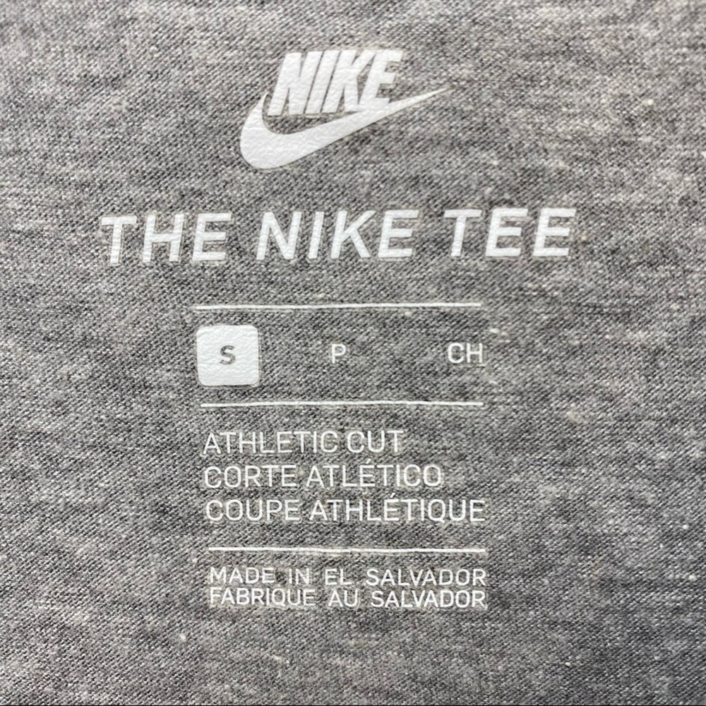 Nike Athletic Cut The Nike Tee Swoosh Logo T-Shirt S - Picture 3 of 3